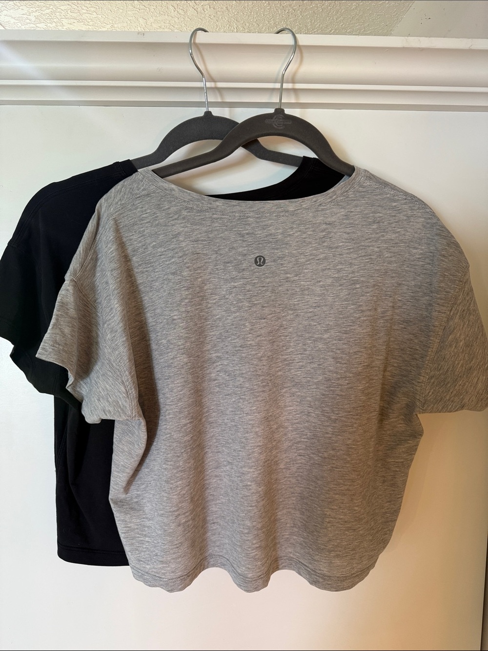 Lululemon Cropped Tees - Black & Grey